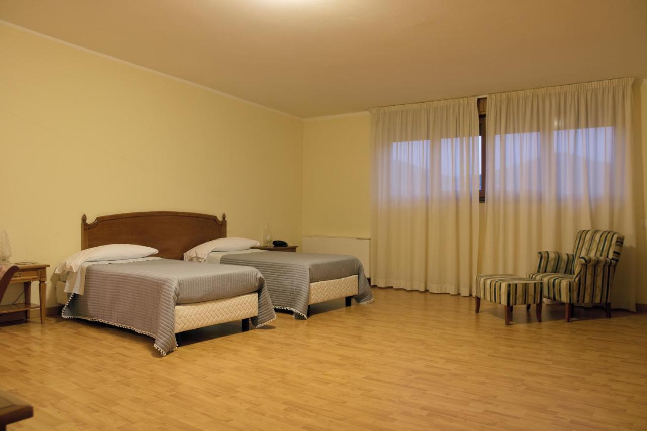Ruggiero Park Hotel Vallo della Lucania Zewnętrze zdjęcie