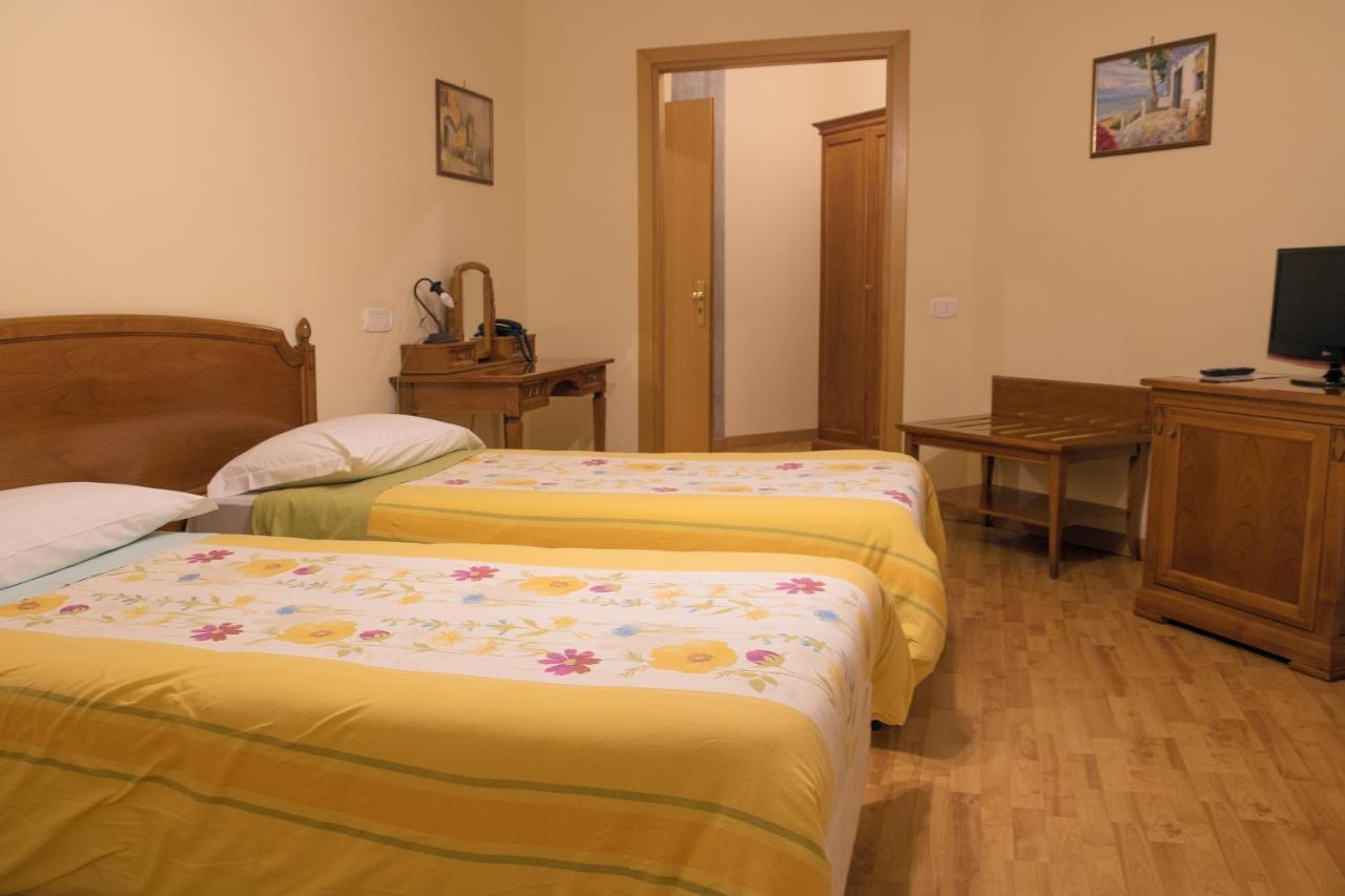 Ruggiero Park Hotel Vallo della Lucania Zewnętrze zdjęcie